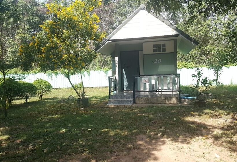 Hotel Chok Amorn Resort