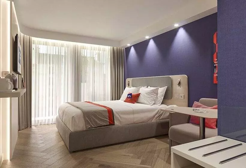 هتل Holiday Inn Express Porto Boavista, An Ihg