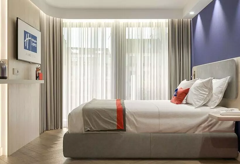 هتل Holiday Inn Express Porto Boavista, An Ihg