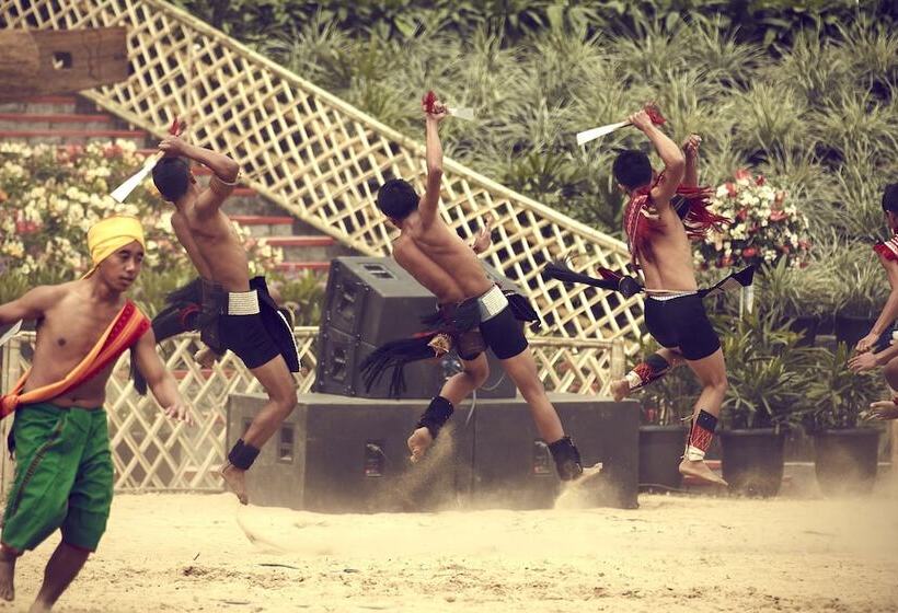 בית מלון כפרי Kohima Camp Nagaland By Tutc