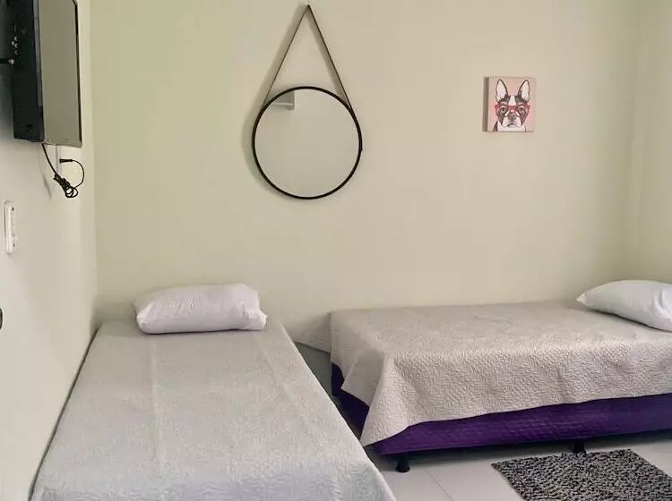 ホテル Pousada Vila Universitaria