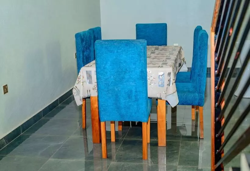 هتل Rusororo Hill View Home Inn