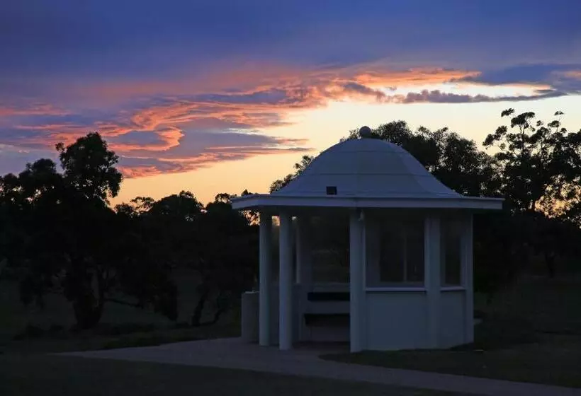 ホテル The Victoria Golf Club