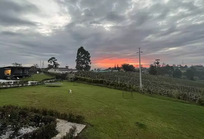 ホテル Valu Eco Village