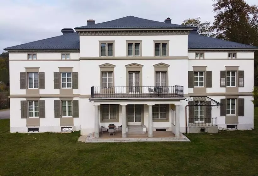 ホテル Villa Weber