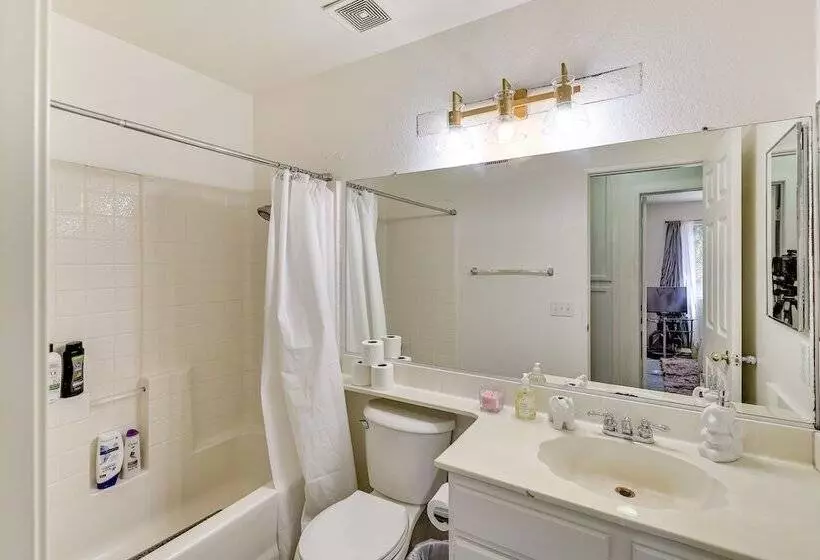 Lake Elsinore Home W/ Pool   44 Mi To Disneyland!