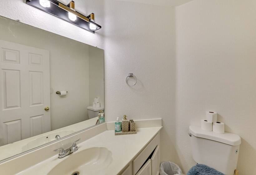 Lake Elsinore Home W/ Pool 44 Mi To Disneyland!