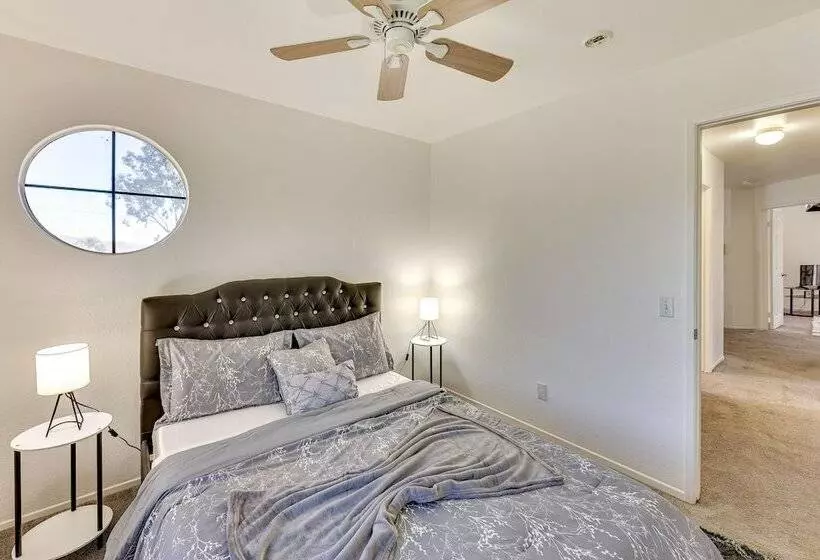 Lake Elsinore Home W/ Pool   44 Mi To Disneyland!