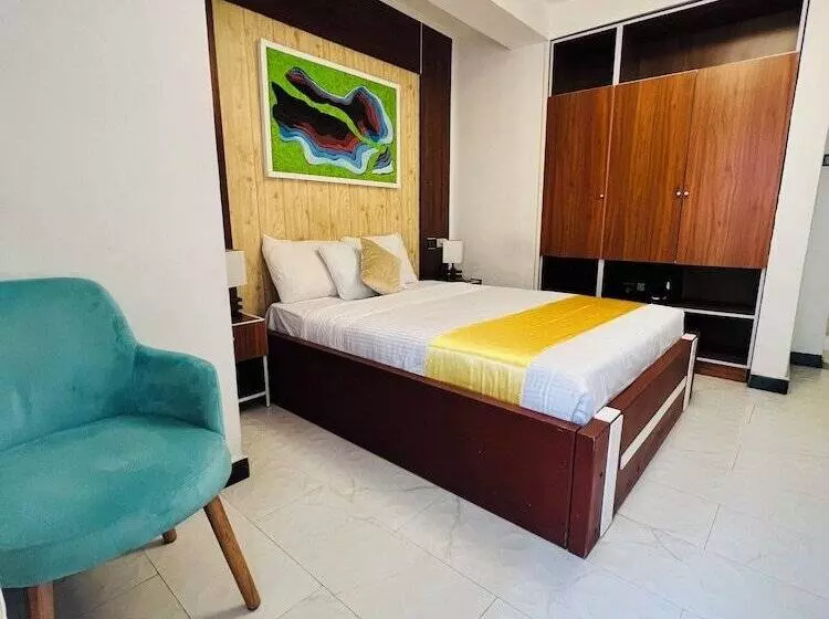 پانسیون Abat Guest House