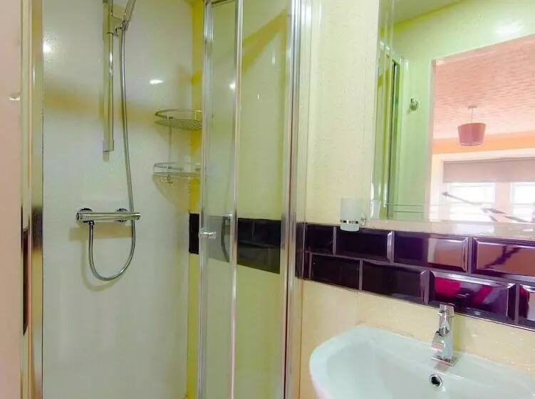 ペンション Bridge Street Guest Rooms