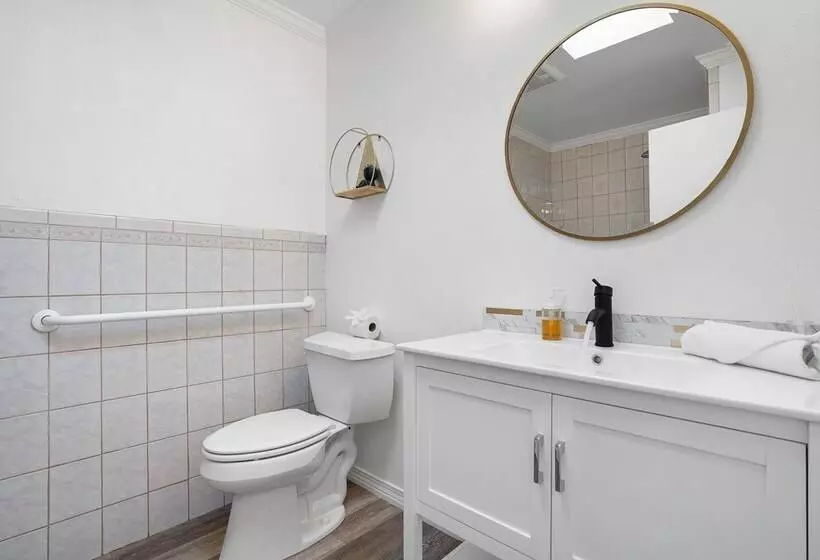 ペンション Oceanbreeze Apt Suites Near Golf & Beach