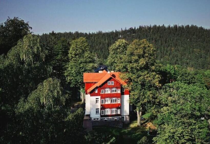 بنسيون Willa Dąbrówka