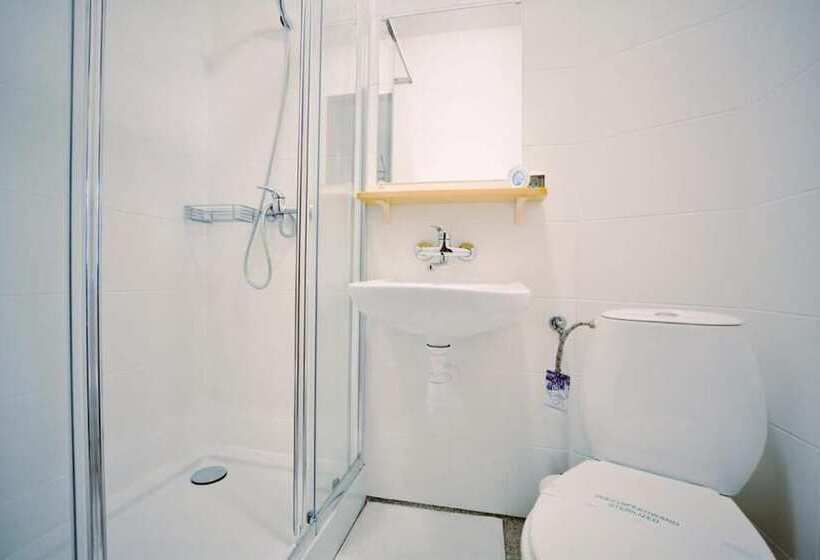 بنسيون Willa Dąbrówka