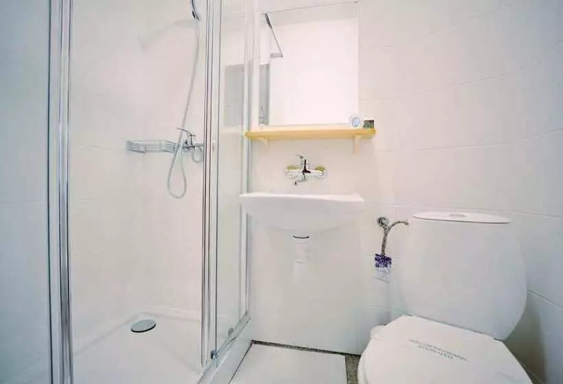 ペンション Willa Dąbrówka