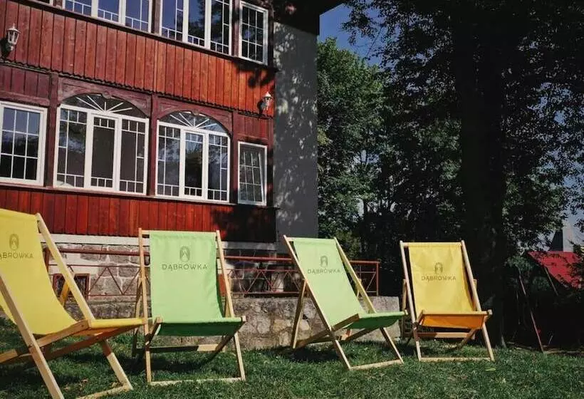 ペンション Willa Dąbrówka