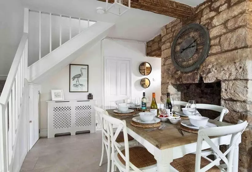 レジデンス Beautiful Cotswold Cottage In Rodborough, Stroud