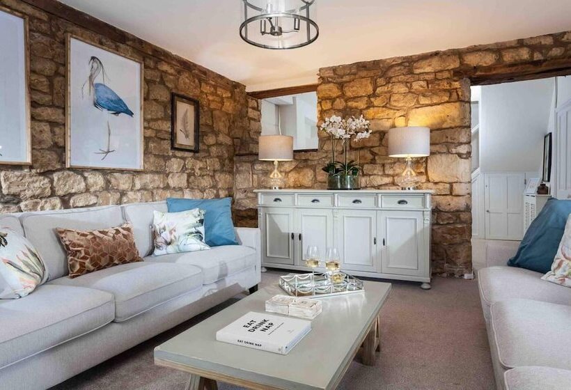 اقامتگاه Beautiful Cotswold Cottage In Rodborough, Stroud