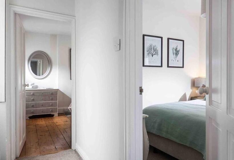 اقامتگاه Beautiful Cotswold Cottage In Rodborough, Stroud