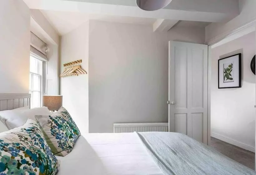 レジデンス Beautiful Cotswold Cottage In Rodborough, Stroud