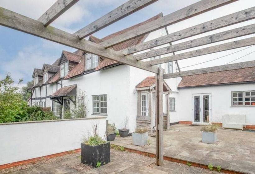 Residência Beautiful 3 Bed House In The Hamlet Of Ham Green