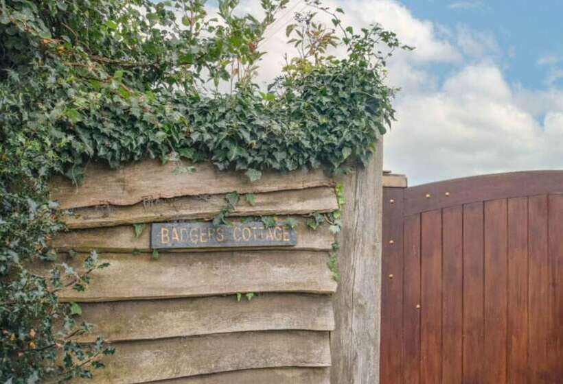 Residência Beautiful 3 Bed House In The Hamlet Of Ham Green