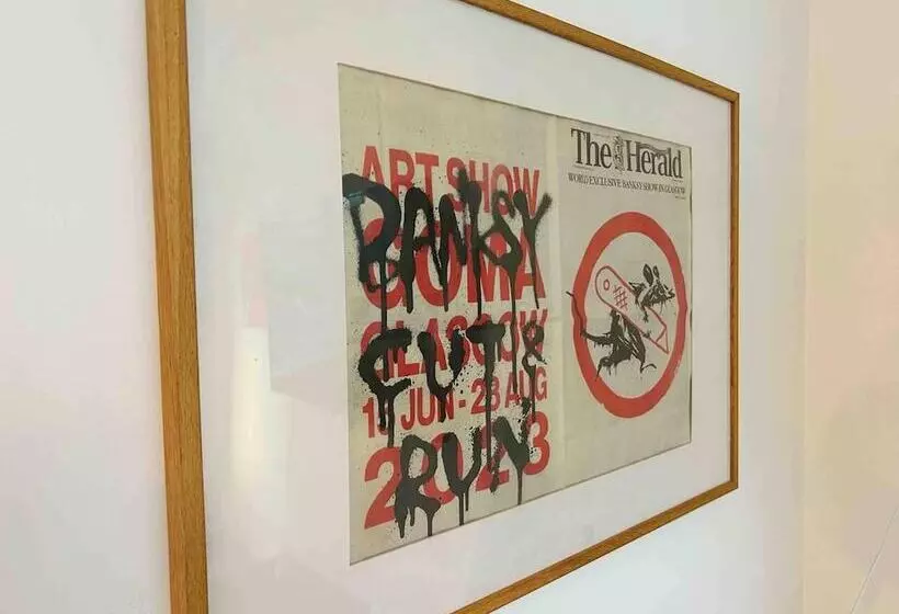 Residenssi Cool 2 Bed House Hornchurch, Arcade Games, Parking