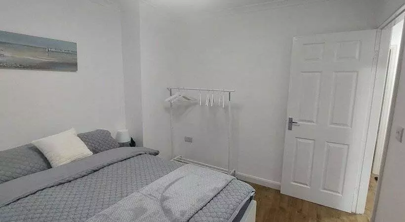 اقامتگاه Hull 3bed House Driveway Garden Familyfriendly