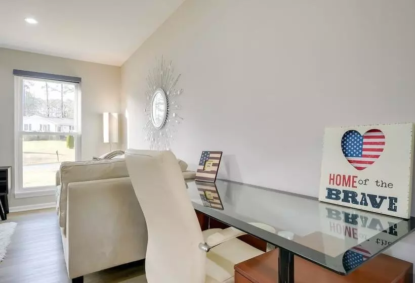 Sanford Family Home W/ Deck ~ 2 Mi To Downtown!