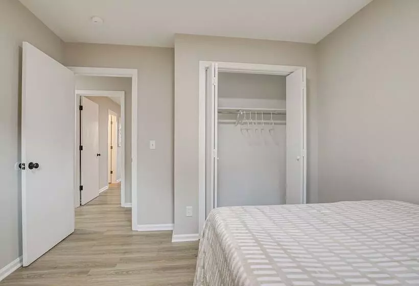 Sanford Family Home W/ Deck ~ 2 Mi To Downtown!