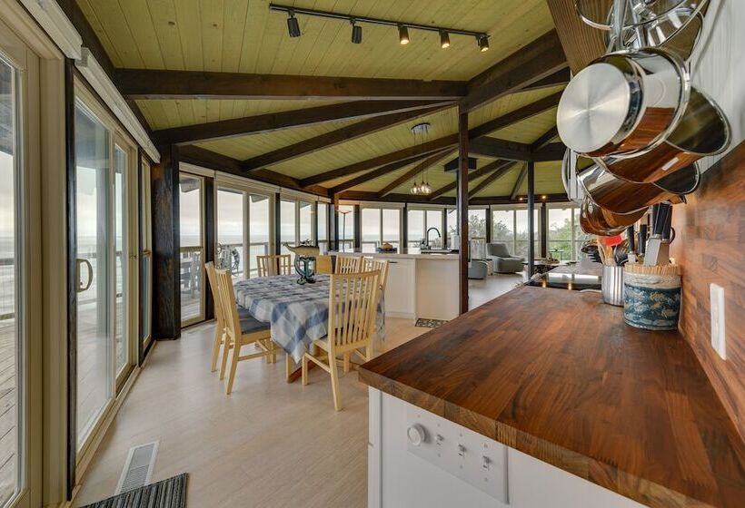 Serene Irish Beach Home W/ Panoramic Ocean Views!