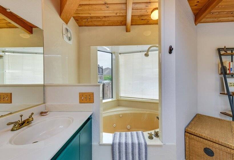 Serene Irish Beach Home W/ Panoramic Ocean Views!