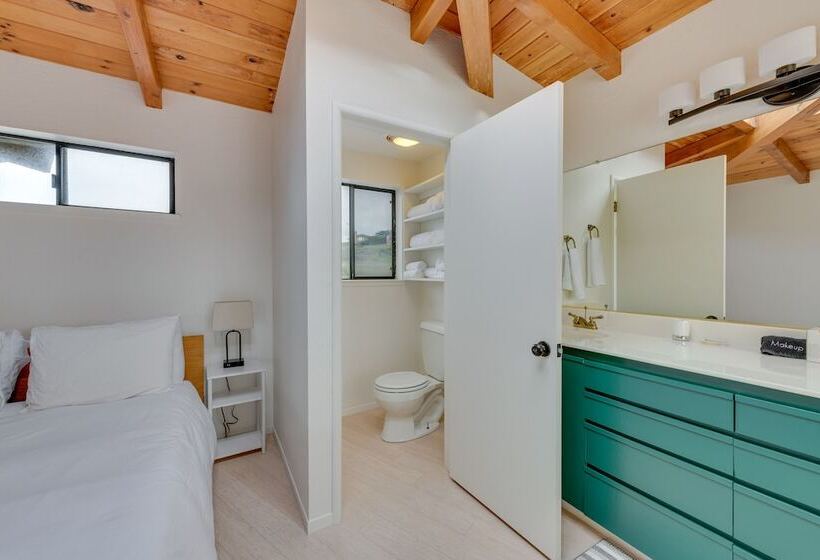 Serene Irish Beach Home W/ Panoramic Ocean Views!