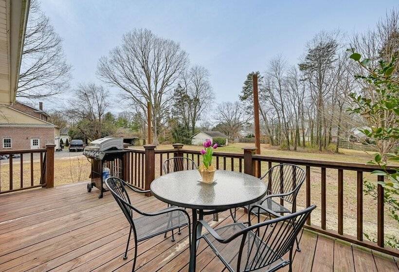 Spacious Salem Winston Home W/ Deck!