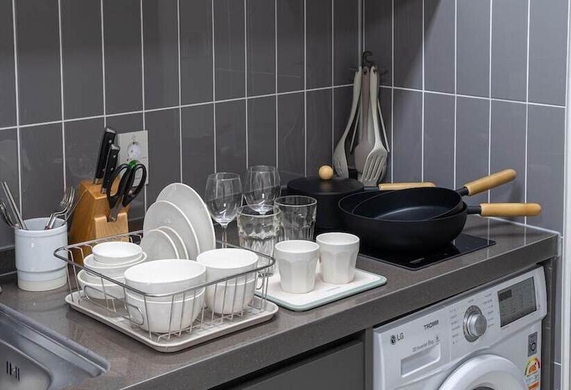 Urban Stay Busan City Hall