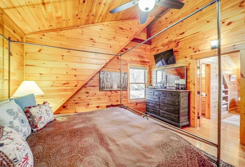 Waterfront Watauga Lake Home W/ Private Dock!