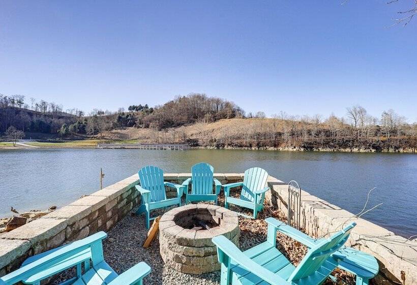 Waterfront Watauga Lake Home W/ Private Dock!