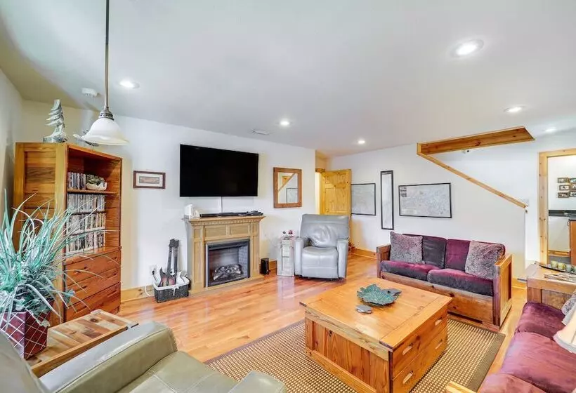 Waterfront Watauga Lake Home W/ Private Dock!