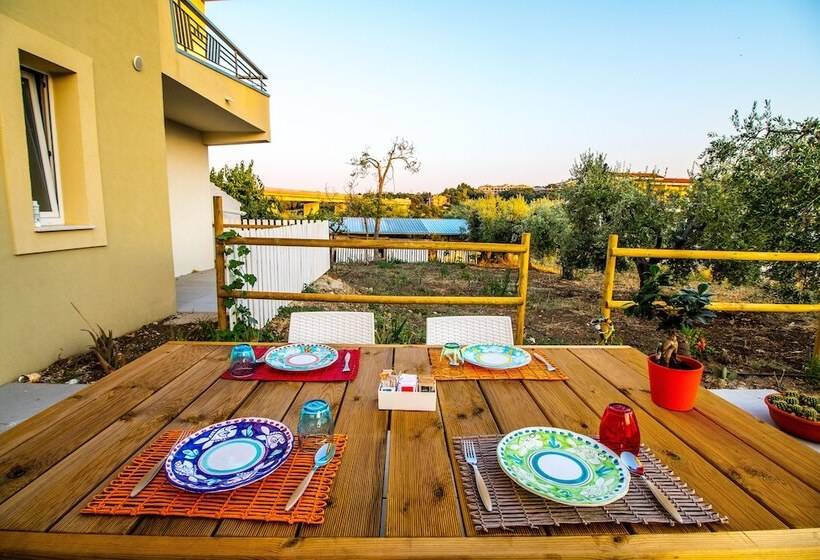 Aamiaismajoitus (B&B) Il Gallo Con Gli Stivali