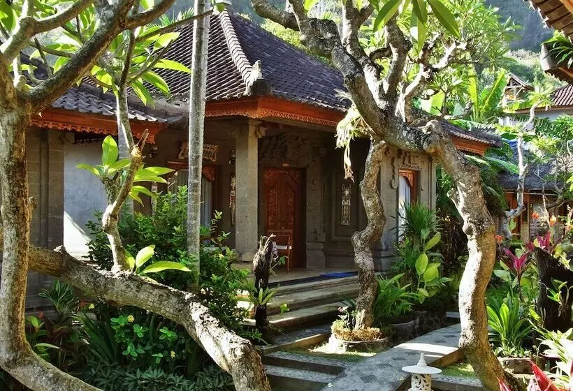 Hotelli Bungalow Geringsing