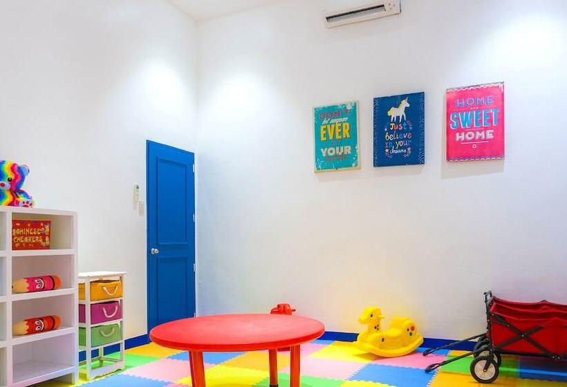 Отель Camp Netanya Resort And Spa