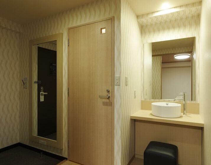 Green Rich Hotel Osaka Airport