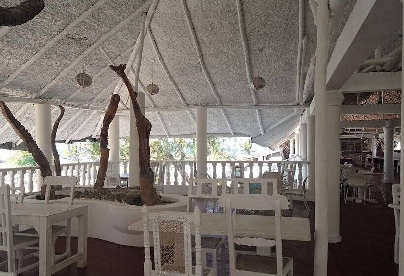 هتل Lily Palm Resort