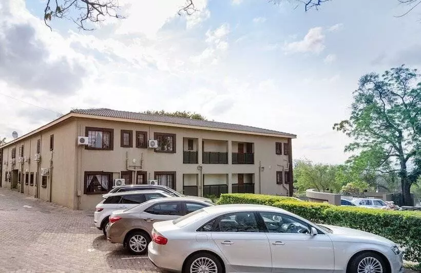 ホテル Nelspruit Lodge