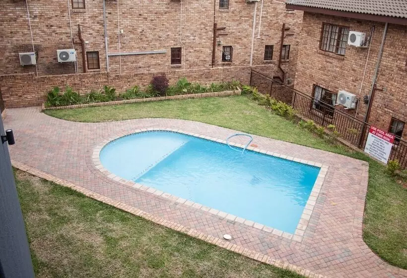 ホテル Nelspruit Lodge