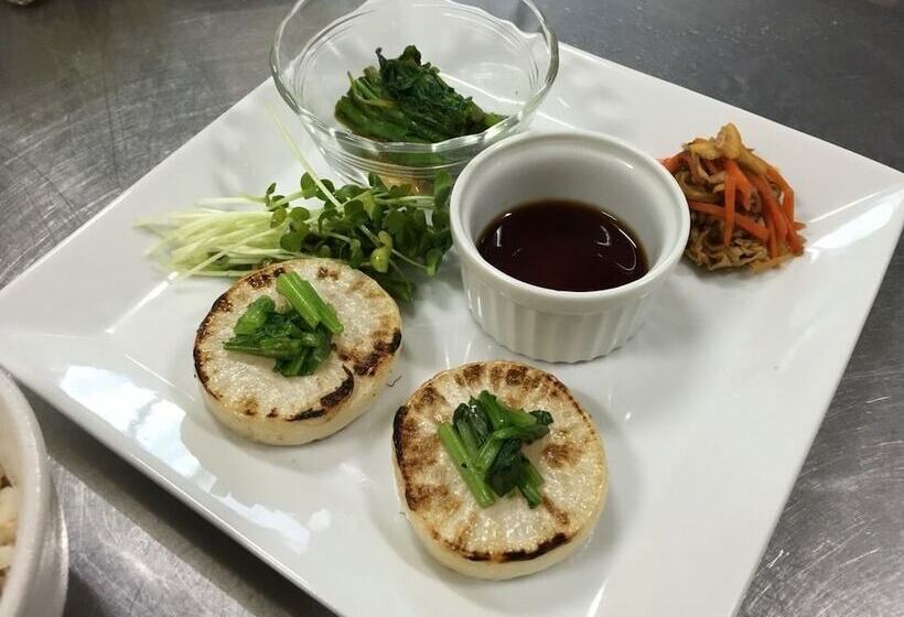 Hotelli Pension Human