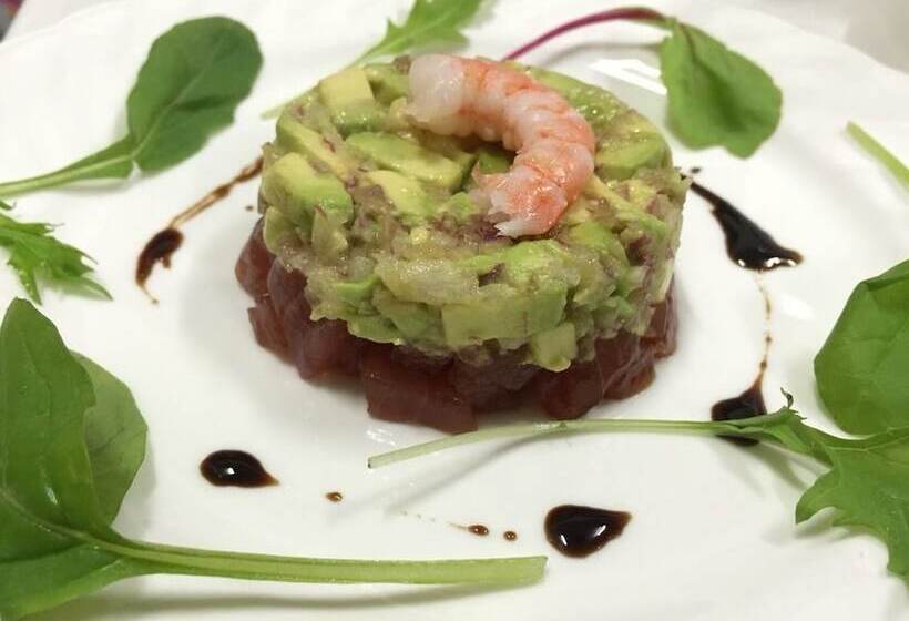 Hotelli Pension Human