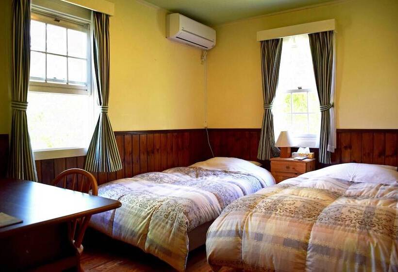 Hotelli Pension Human