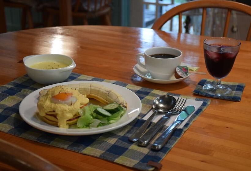 Hotelli Pension Human