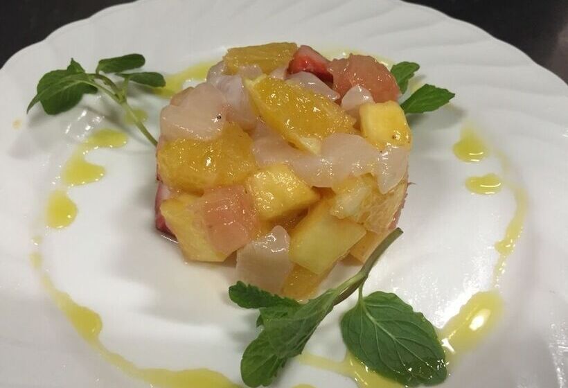 Hotelli Pension Human