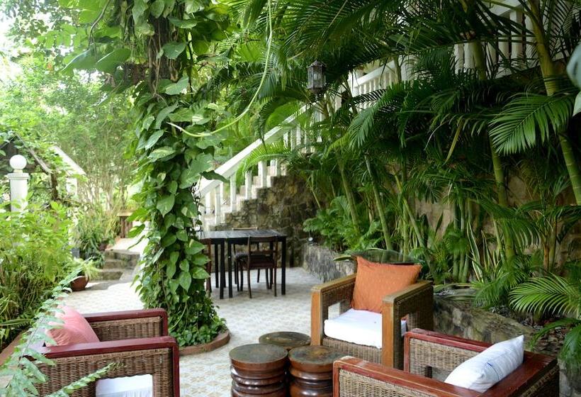 Hotel Tropical Hill Kep